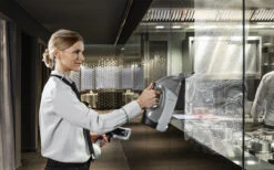 Kärcher WVP 10 ADV EU Fenstersauger Set Inkl. Reinigungszubehör Und Ladegerät (mit 2x Akku) -Bo-Camp Ventas 296711 2078730